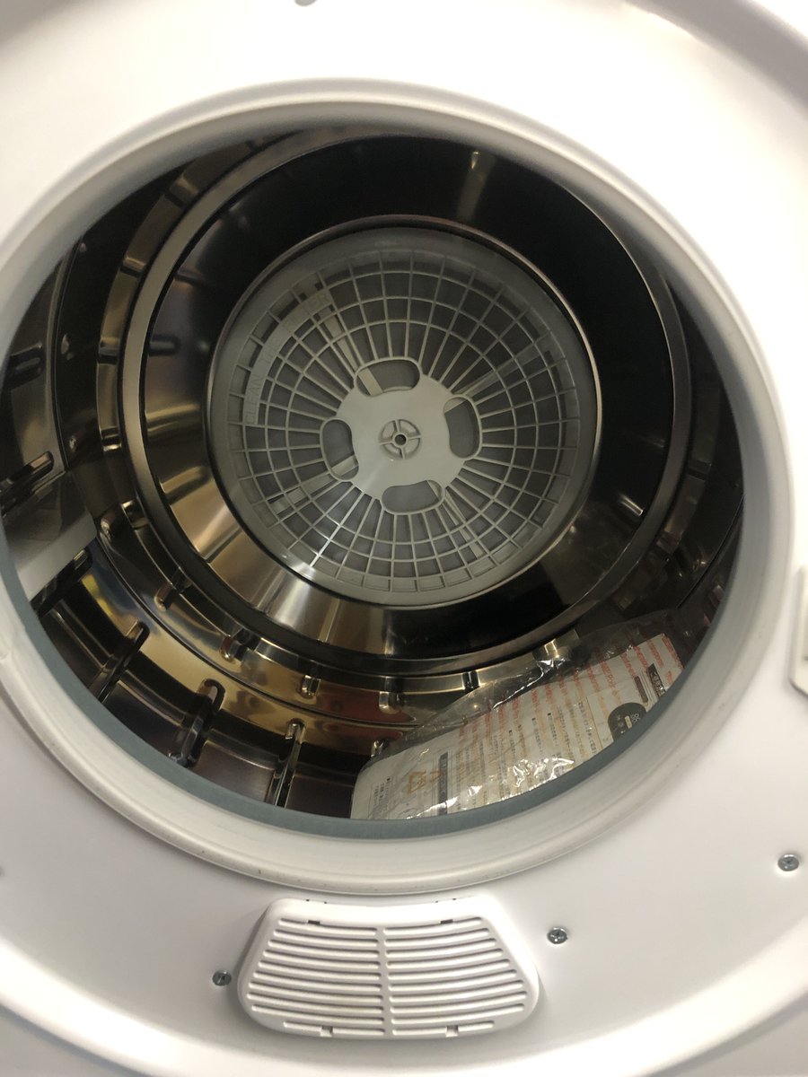 heiseib's tweet photo. 寒くて洗濯物が乾きにくい���節に
なりましたね。

冬は寒いし、洗濯物が乾かないし
困りますよね。

でも、そんなお悩みも！！
衣類乾燥機がすべて解決！！

ケーズウェーブ　衣類乾燥機
3.0㎏　2018年モデル

早く暖かくなってほしいですね。 https://t.co/t02FiFSexH