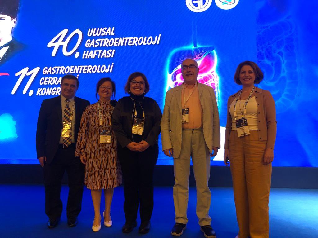 doktorcivanim's tweet photo. 2023 ulusal gastroenteroloji kongremizde,   kongre yönetim kurulu ve oturum başkanlarım ve diğer panel konuşmacısı olan  hocalarımın da desteği  ile gastroenterolojiye 3 özel ve  farklı açıdan yaklaşan konularla katkı sağlamaya çalıştım @TGDGastro https://t.co/kzRiqwyzKu