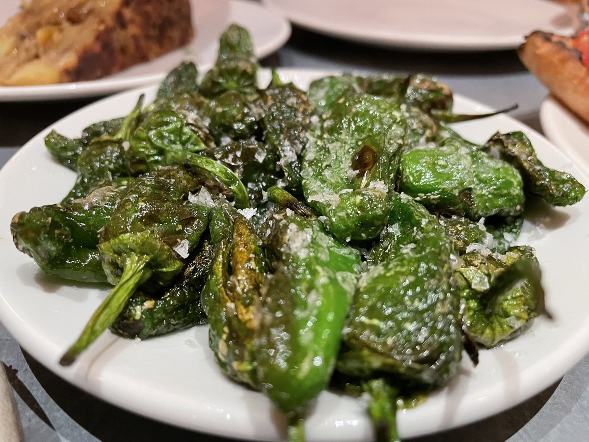 travelblogjamie's tweet photo. Oh Brindisa Tapas, Battersea, you were scrumptious. I miss living in Spain but you really help a lot. Muchísimas gracias y un beso @Brindisa 

#tapas #brindisa #london #battersea #travelbllgjamie https://t.co/FWMe75gkBT
