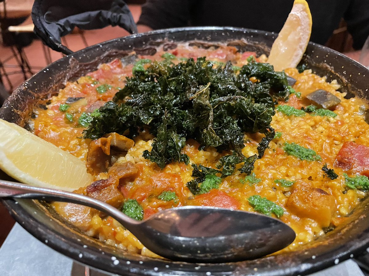 travelblogjamie's tweet photo. Oh Brindisa Tapas, Battersea, you were scrumptious. I miss living in Spain but you really help a lot. Muchísimas gracias y un beso @Brindisa 

#tapas #brindisa #london #battersea #travelbllgjamie https://t.co/FWMe75gkBT