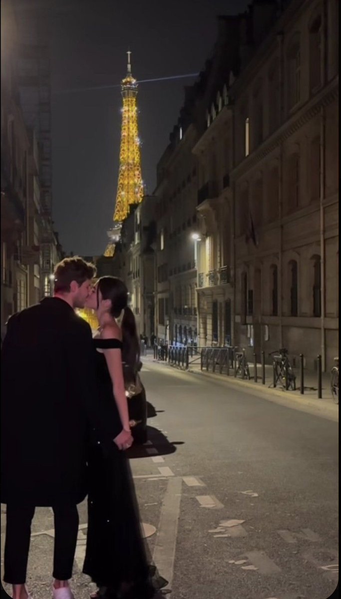 angelsattract's tweet image. Deste seç 🍀

Ex partner sizinle ilgili ne düşünüyor? 
Ne yapmak istiyor? 
Adımı olacak mi? 
Bu kişiyle evlilik potansiyeli var mı? 

500 beğenide açıklanır. 

Sadece takipçilerime ve RT yapanlara niyetlenilmiştir 🤍