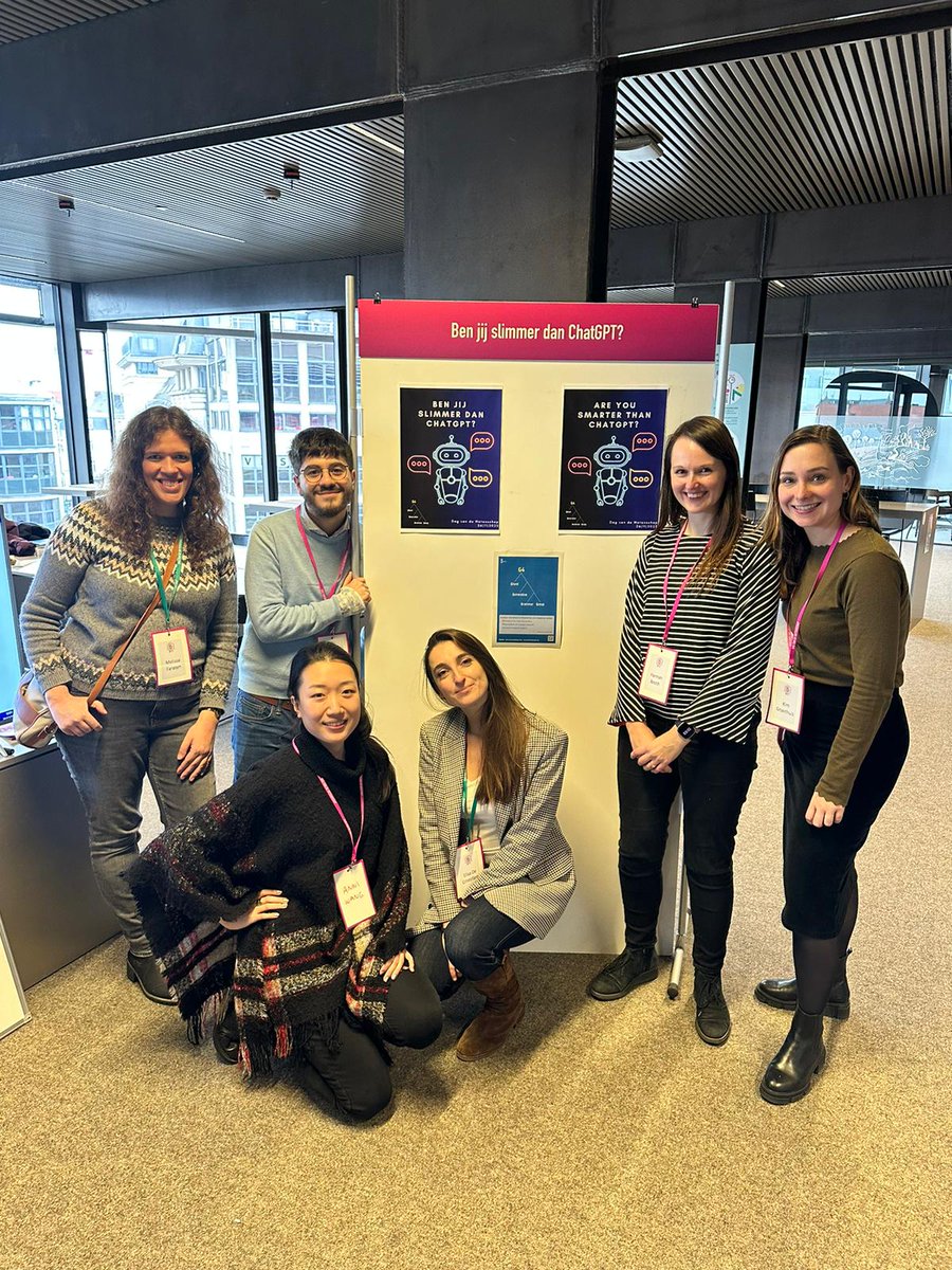 We had a great time yesterday at <a href="/dagvdwetenschap/">DagvandeWetenschap</a> running our activity "Are you smarter than ChatGPT?"

#LingComm #SciComm