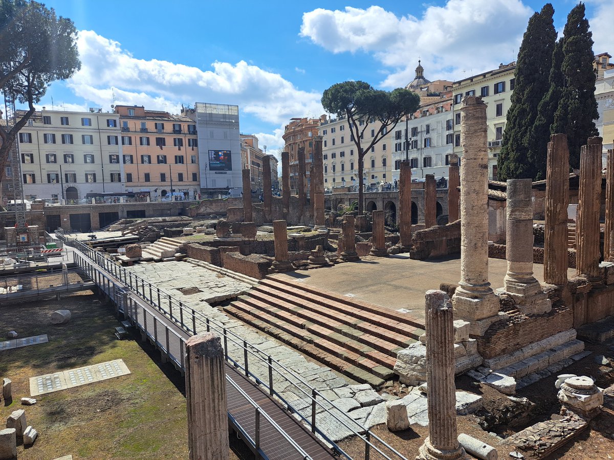 AncientRomeLive's tweet photo. Rome wasn't built in a day. Join us in a 5-day itinerary Building a Roman city to explore the "hows" behind Rome's urbanization. Sign up here! #travelcourse
https://t.co/dHH5ZkpTDo https://t.co/k2x55b142Q