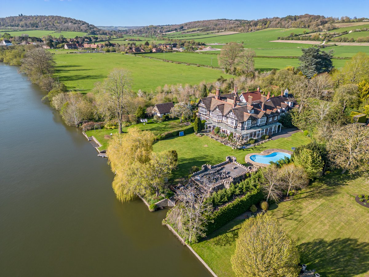 Savills tweet media