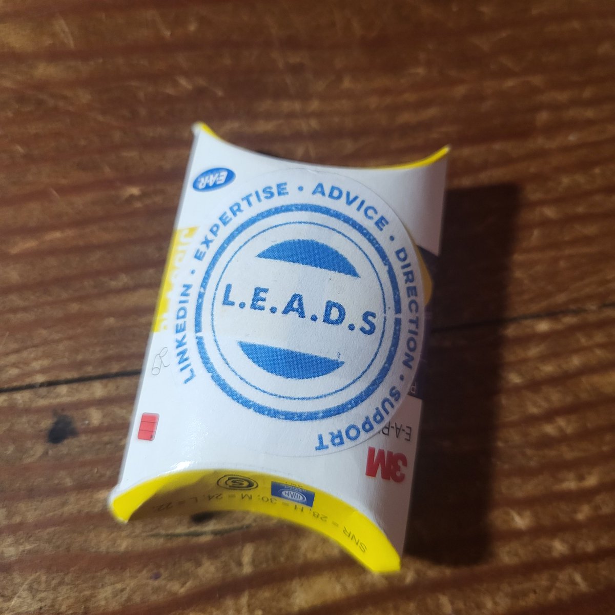 AngusGrady's tweet photo. This morning 20 people are about to get told to block out the noise of social media and concentrate on their sales.
Ohh the irony of posting this on X. #lumpymail
#sales #marketing https://t.co/8bCISWQMA2