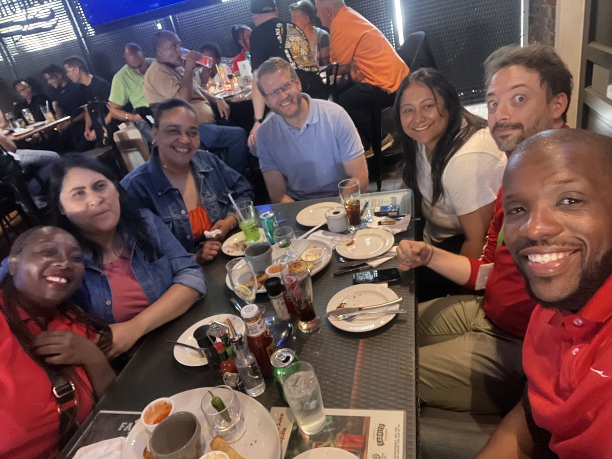 MindpearlGroup's tweet photo. Ready, set, quiz! Mindpearl Back Office employees and Account Managers enjoyed a Quiz Competition team building on Friday. That’s a massive amount of Brainpower in one venue. Some great nuggets of general knowledge might be flying around the office today. #Mindpearl https://t.co/b5MFiDfpzS