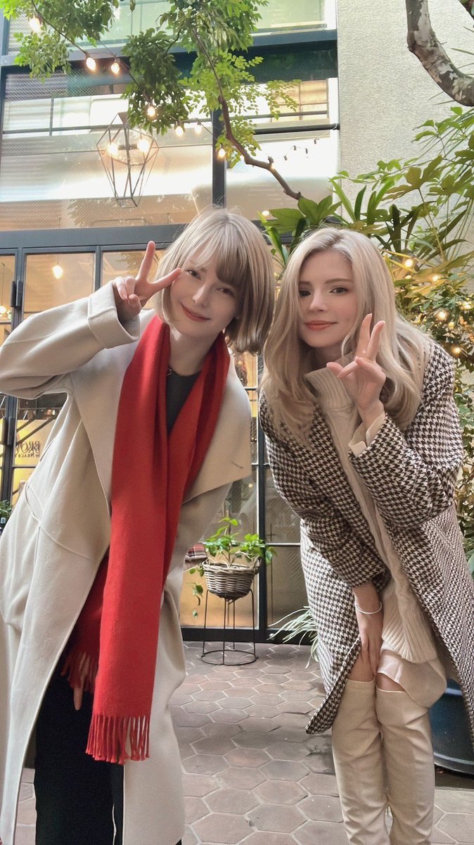 PeachMilky_Cos's tweet photo. アシュリーがアシュリーに会ました！🥰♥️ https://t.co/Yr3DZ723si