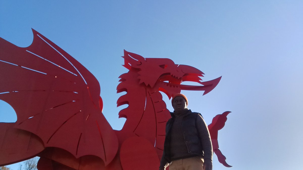 ColeJenner's tweet photo. Chasing the #dragon - Power comes in many different forms. @nationalgriduk - connecting millions of people. #energy #sustainability &amp; looking forward to hooking up with style queen Gracie Opulanza. 11 years with #Bentley  and counting. @TheCelticManor . https://t.co/5Os5PMMdkz