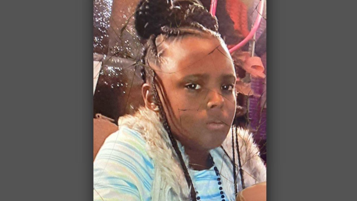 AnnetteLawless's tweet photo. Please #reposr this urgent @MissingInKansas for A'saiya Brown, 12, last seen yesterday leaving the Wichita Children’s Home near 37th & Rock in NE #Wichita, per @WichitaPolice. Have a tip? Call 911.
#MissingInKS #KAKENews @TheJusticeDept @netflix @hulu @CondeNast @iHeartRadio https://t.co/kuByY53Hup