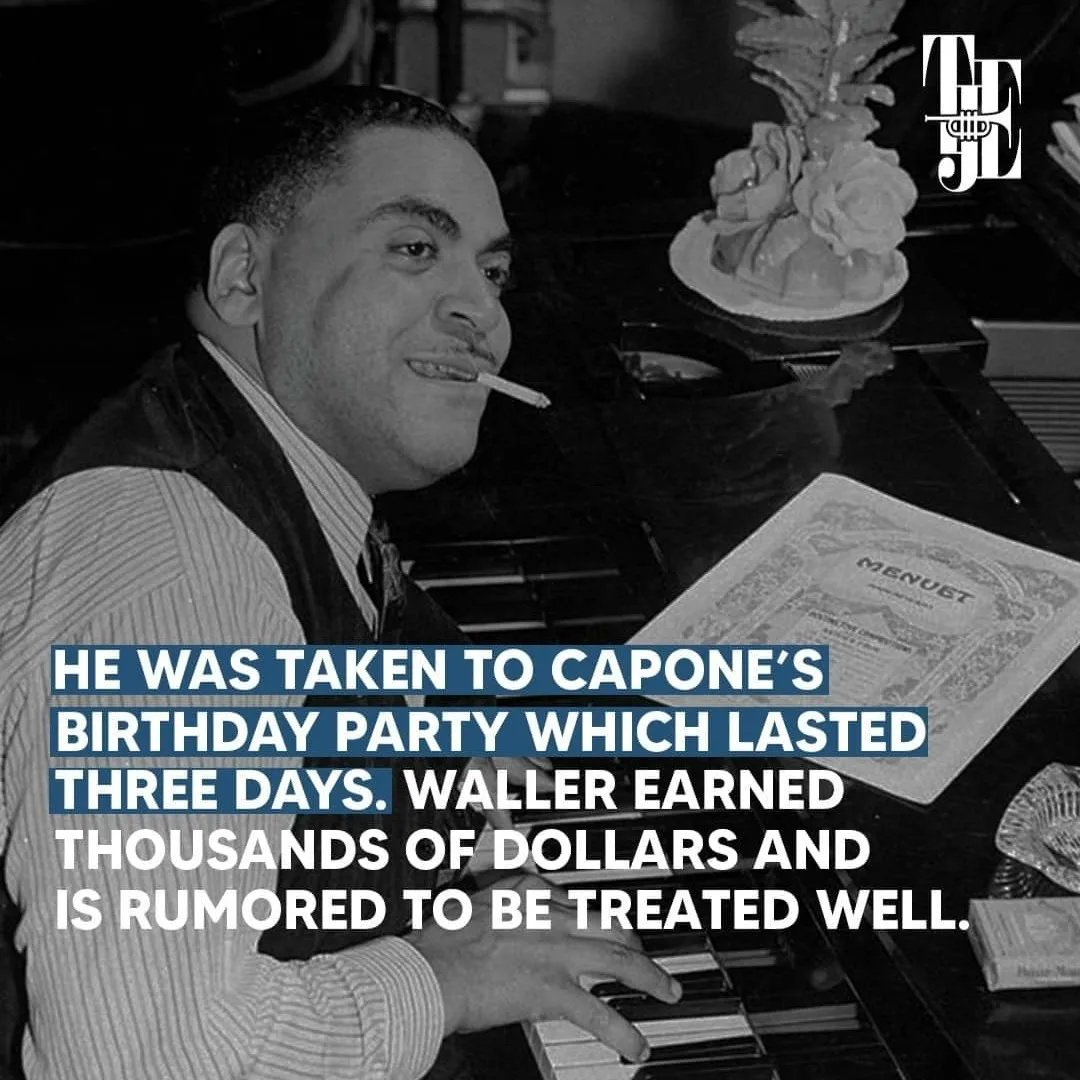 Al Capone adamı doğumgünü için kaçırmış.. Yahu ne gerek var adama söyle parasını öde gelir. Haftanız güzel olsun 🤗