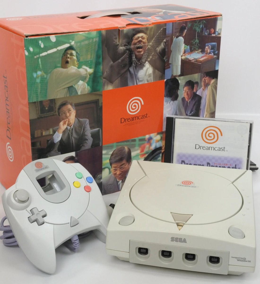 SEGA_Mag's tweet photo. On célèbre aujourd'hui les 25 ans de la sortie japonaise de la #Dreamcast .
La dernière console de SEGA nous a offert de nombreux jeux incroyables, et tient une place particulière dans le coeur des Segafans.
Aviez-vous craqué dès sa sortie ? C'est le moment de flex ! https://t.co/mErY9QWOFs