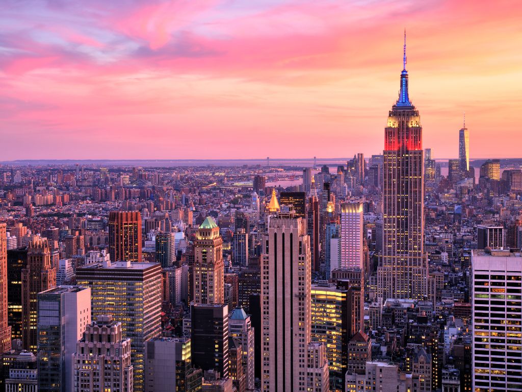 Savills's tweet photo. Silver linings in the global office market: https://t.co/g7B0nQHFfR
The news cycle appears to be filled with stories about โthe end of the officeโ, but a look at prime office yields tells a different story.
#Offices #PrimeOffice #RealEstate https://t.co/vSoO0fkGI6