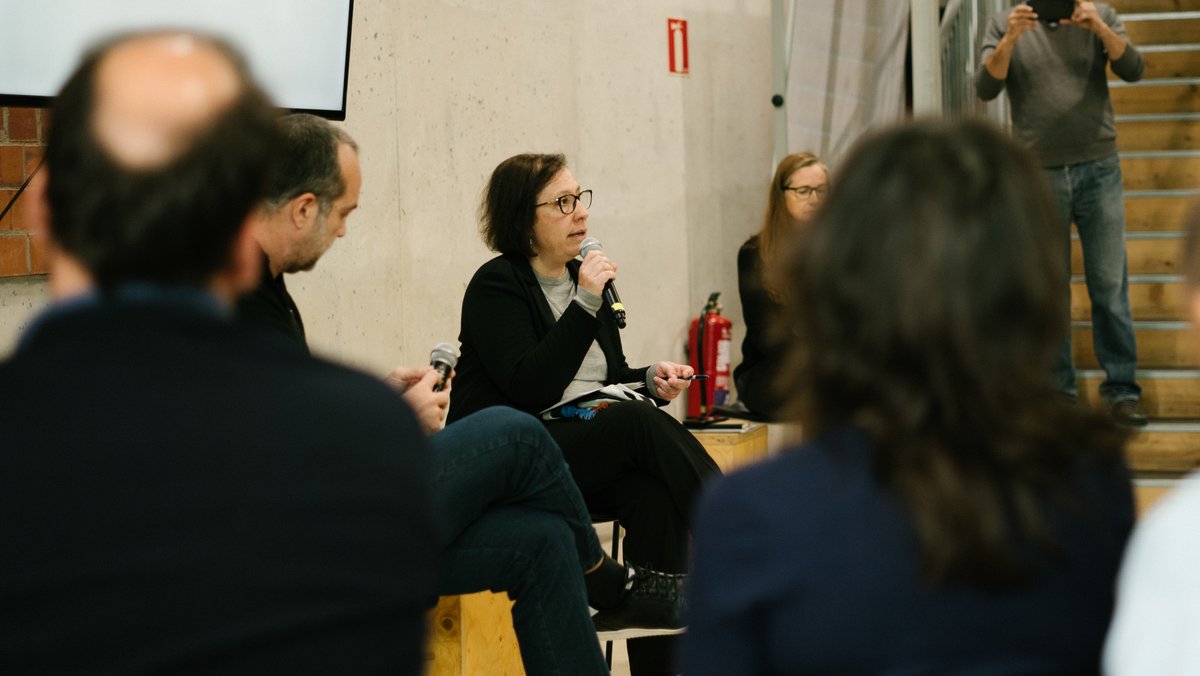 AltresEconomies's tweet photo. 👥 Trobada del grup motor ampliat de l’#ESSBCN2030 per posar en comú la feina feta, les accions pel 2024 i actualitzar sobre el @BLOC4BCN.
A més, es va explicar el procés de treball del Pla d’Impuls de l’Economia Social i Solidària (#PIESS 2024-2027).
https://t.co/YHrVjwlkFw https://t.co/KvYuLkjBV3