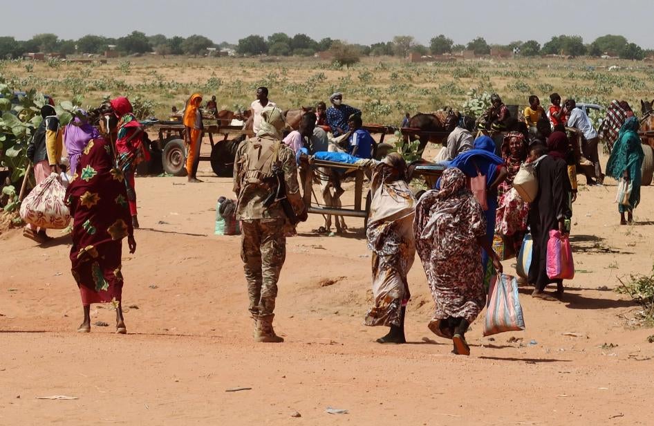 1/ New <a href="/hrw/">Human Rights Watch</a> investigation into latest wave of Rapid Support Forces (RSF) &amp; allied militias widespread abuses against the ethnic Massalit community in Ardamata, West Darfur, a suburb to which people fled to following previous heinous crimes in the area hrw.org/news/2023/11/2…