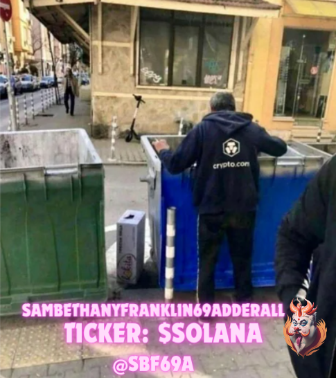 sbf69a's tweet photo. IF YOU LOOK HARD ENOUGH, YOU MIGHT FIND A FEW $SOLANA IN THESE GARBAGE CANS. https://t.co/HX5apP3pDd