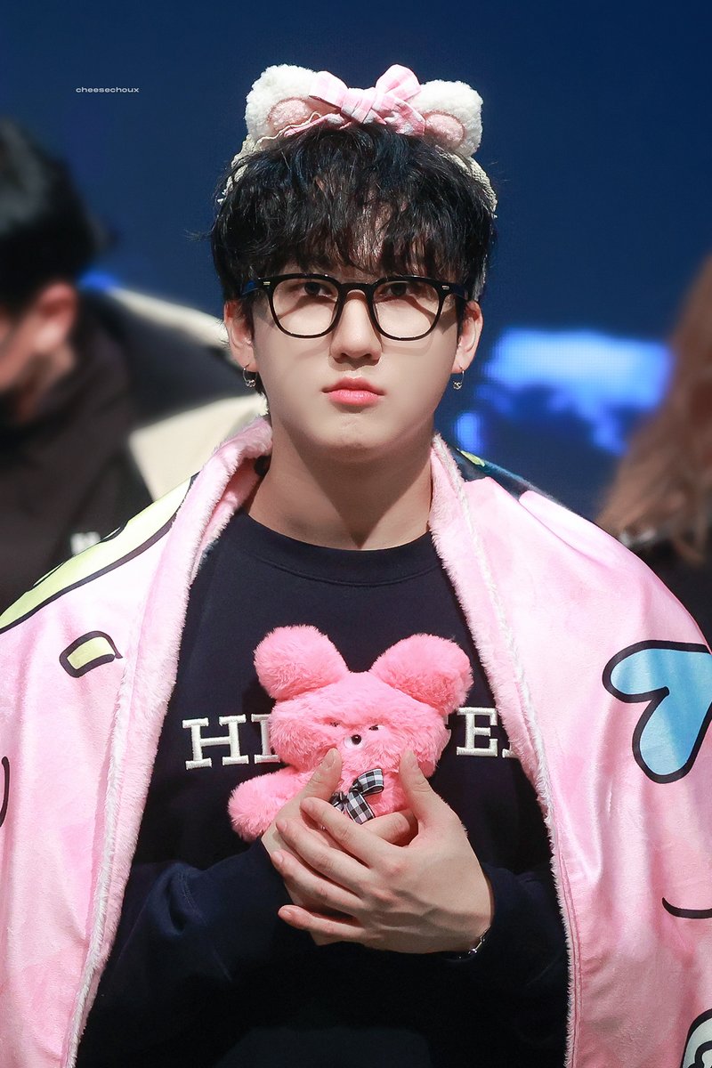 cheesechoux_cb's tweet photo. 231125 #창빈 #changbin https://t.co/rMYPYRXS89