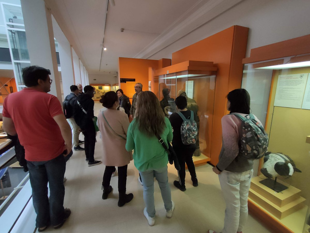Estamos felices porque la #MesaÁfrica del <a href="/MAECgob/">Ministerio de Asuntos Exteriores, UE y Cooperación</a> destaca los proyectos del #MNA y de otros <a href="/MuseosEstatales/">Museos Estatales</a> que fomentan e impulsan la cooperación cultural y académica con los países africanos 🤓 Aquí el informe completo👇🏽
exteriores.gob.es/es/PoliticaExt…