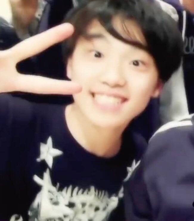 coupcheolito's tweet photo. i know your younger self is proud of you lee chan 🥹 https://t.co/Y0S3eprFnH