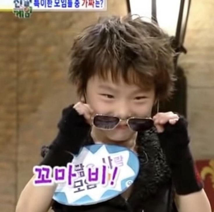 coupcheolito's tweet photo. i know your younger self is proud of you lee chan 🥹 https://t.co/Y0S3eprFnH