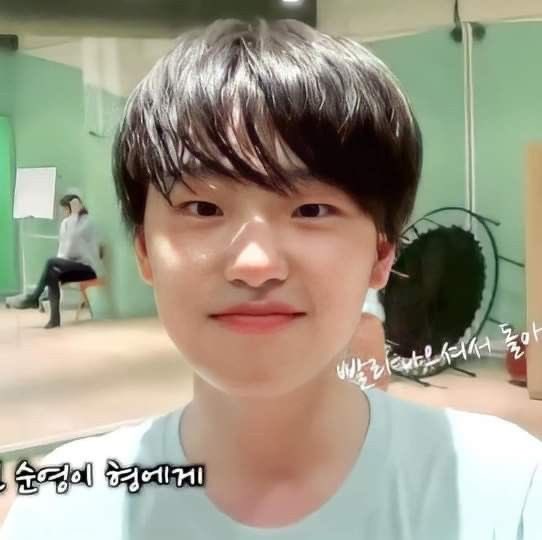 coupcheolito's tweet photo. i know your younger self is proud of you lee chan 🥹 https://t.co/Y0S3eprFnH
