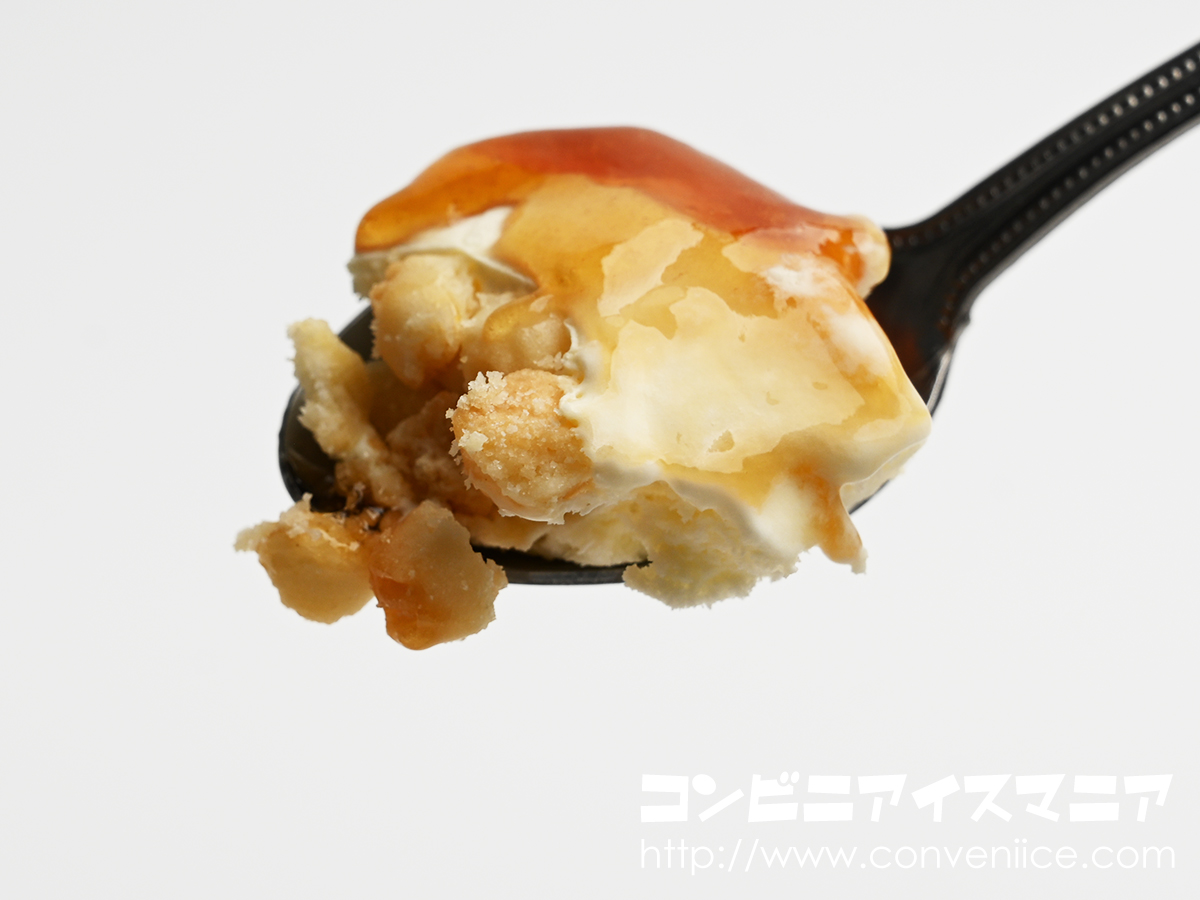 icemania's tweet photo. 【バリうま】セブンプレミアムの新作アイス✨甘じょっぱ～い「みたらし団子」と、香ばしい「ホイップ風きなこアイス」、ミルキーな「ミルクアイス」、サクサクの「クッキークランチ」を組み合わせたパフェ仕立ての贅沢カップアイスです♪ 「お餅」＆「みたらしソース」がとろとろもちもちで、やみつきになるおいしさ！

セブンプレミアム『みたらし団子パフェ』