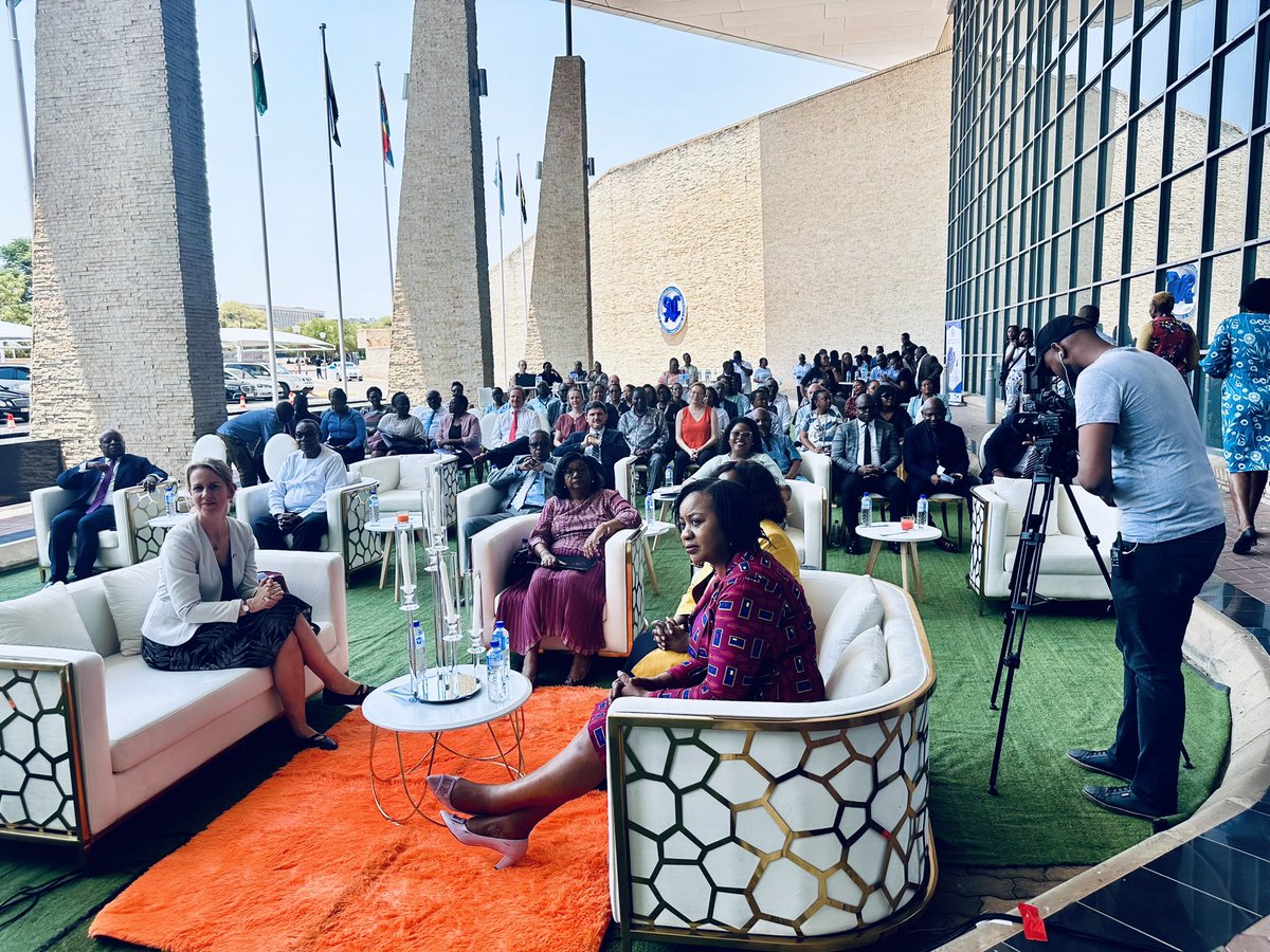 #SADC commemorates 16 Days of Activism Against Gender-Based Violence Campaign and the Launch its Revised SADC Gender Mainstreaming Resource Kit
#16DaysofActivism
#GenderMainstreaming