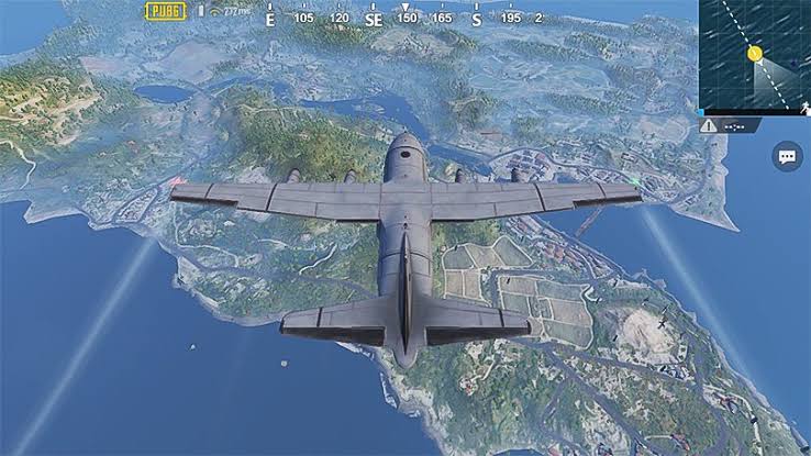 fajar17's tweet photo. gak tau maskapainya apa tapi turunnya di pochinki https://t.co/LbEYIVcWwm