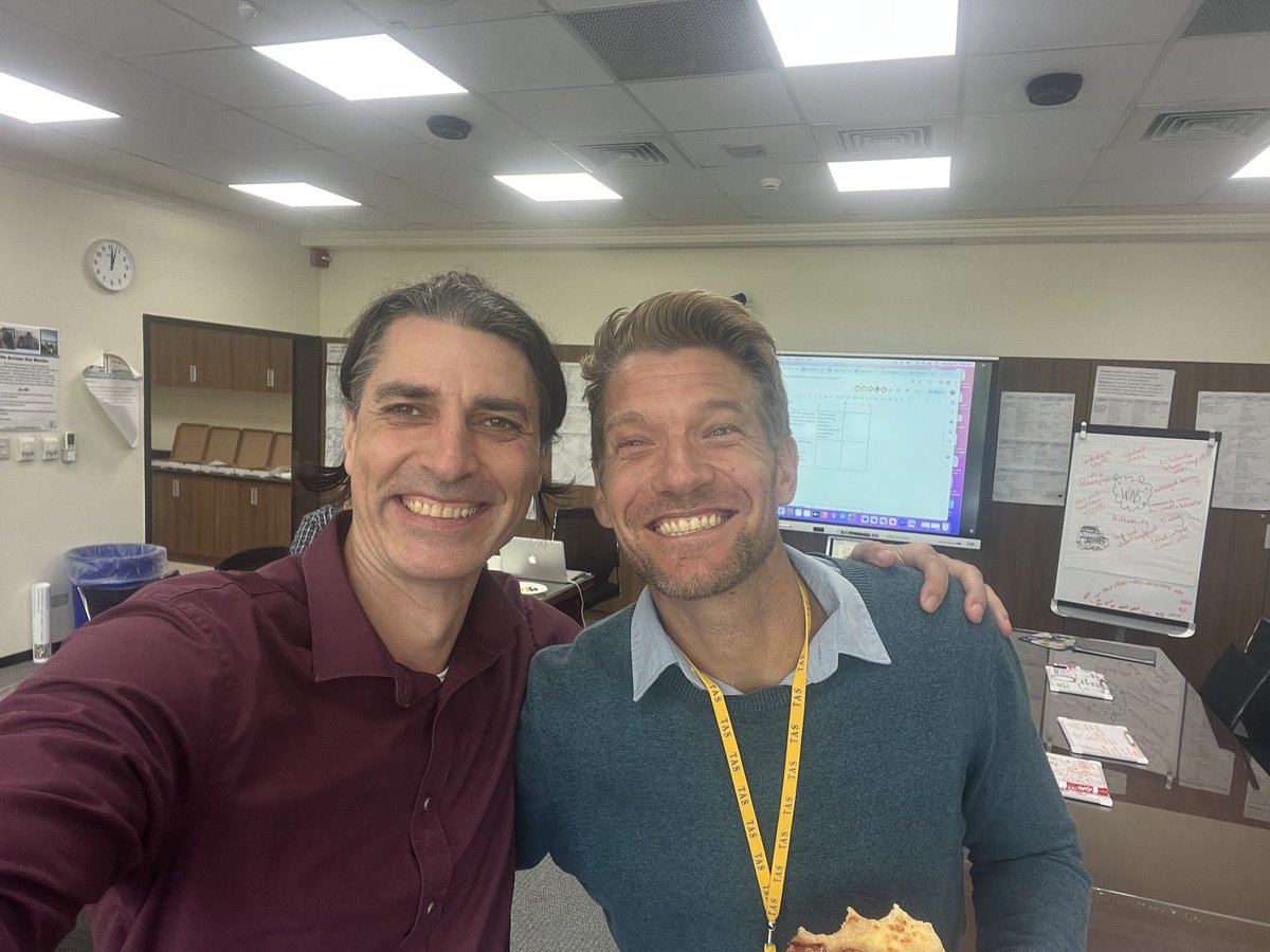 Kudos to @kwagssd3 for an inspiring session at #TASTigers on reflecting about our Deep Learning experiences! 🚀 Thank you Kyle for an engaging and insightful session. #PBL #deeplearning #hawaiianpizza