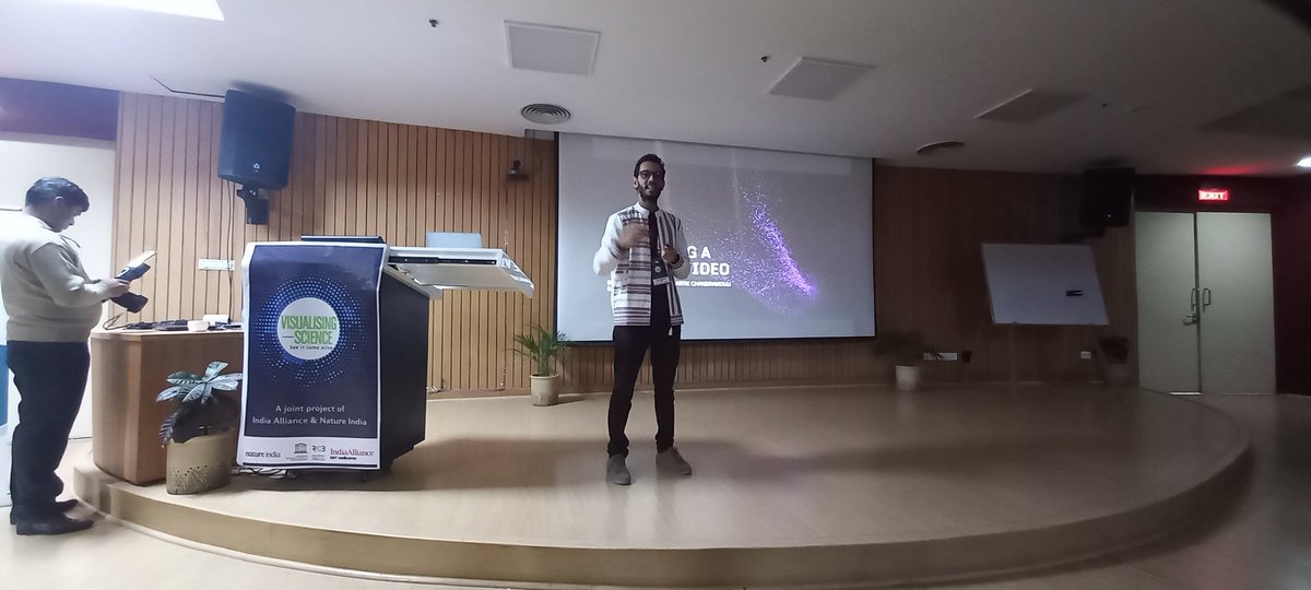 NatureInd's tweet photo. Scripting a science video by @kcmouli25 @sahanaghosh8. Visualising Science Workshop @unescorcb @India_Alliance https://t.co/WX6tPkrALR