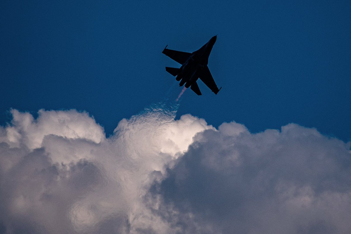 KpsZSU's tweet image. Always somewhere close 🇺🇦✈️🫡