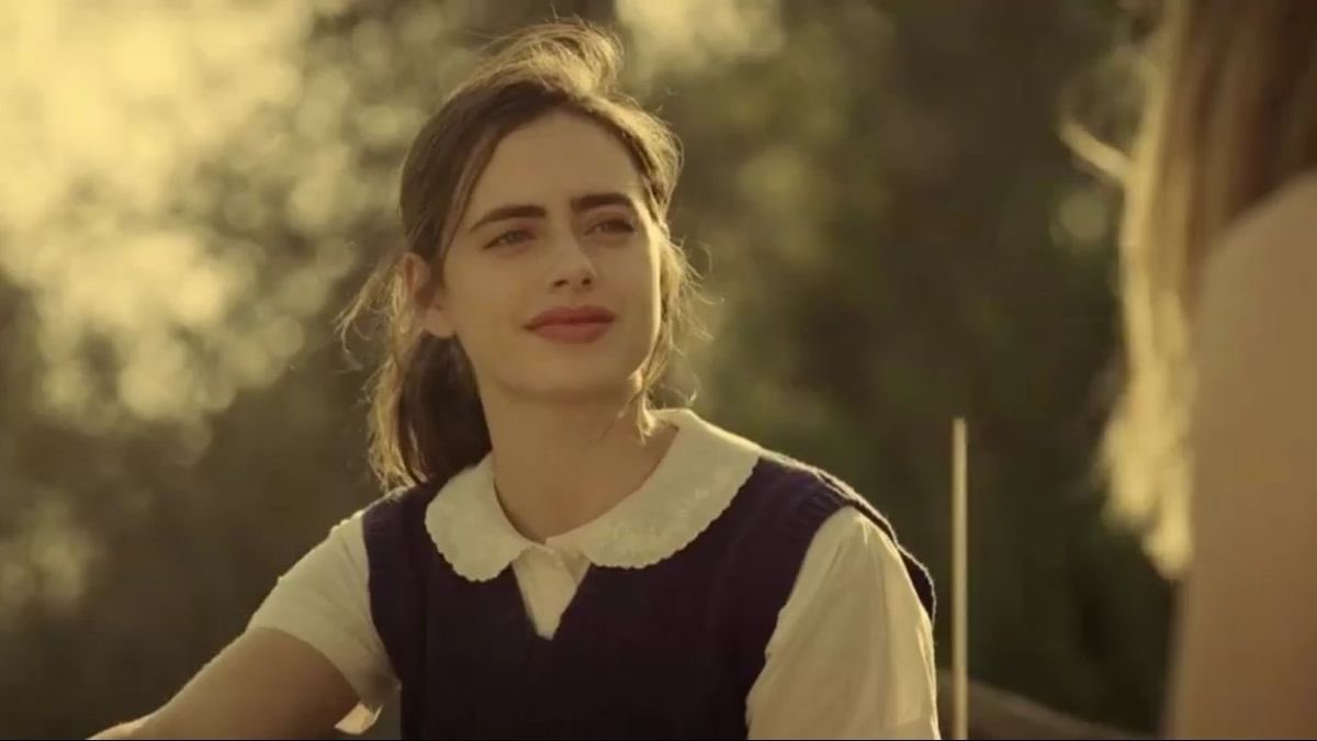 ⠀
⠀⠀⠀⠀⠀⠀⠀Sometimes I wonder   
⠀⠀⠀⠀what it's like to be chosen 
⠀⠀⠀⠀I was never chosen — 
⠀⠀⠀⠀I was a maybe, a probably 
⠀⠀⠀⠀sometime even a definitely 
⠀⠀⠀⠀but never the one — 
⠀⠀⠀⠀never the chosen one
⠀