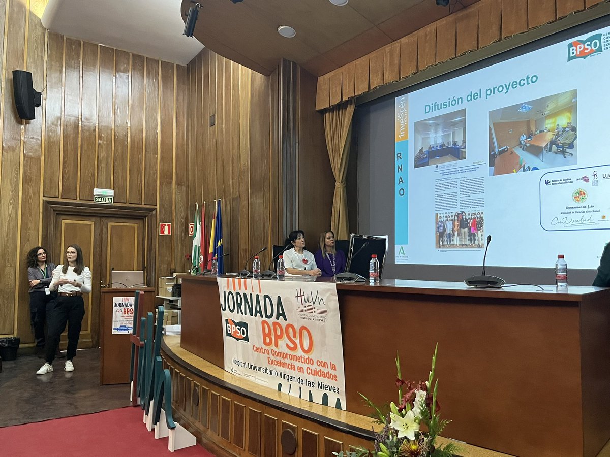 juanm_laguna's tweet photo. la colíder de la GBP de prevención de LPP @HospitalJaen ha presentado los resultados de implantación, en la Jornada BPSO del @hospital_hvn #BPSOAndalucia @RNAO @Investenisciii @PiCuida  #EnfermerasExcelentesHUJ https://t.co/r7eHIaHVCR