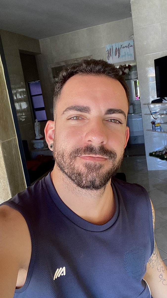 Riicksilvab's tweet photo. Bom dia X
Bora começar a semana 🤩 https://t.co/AQjZ391ntu