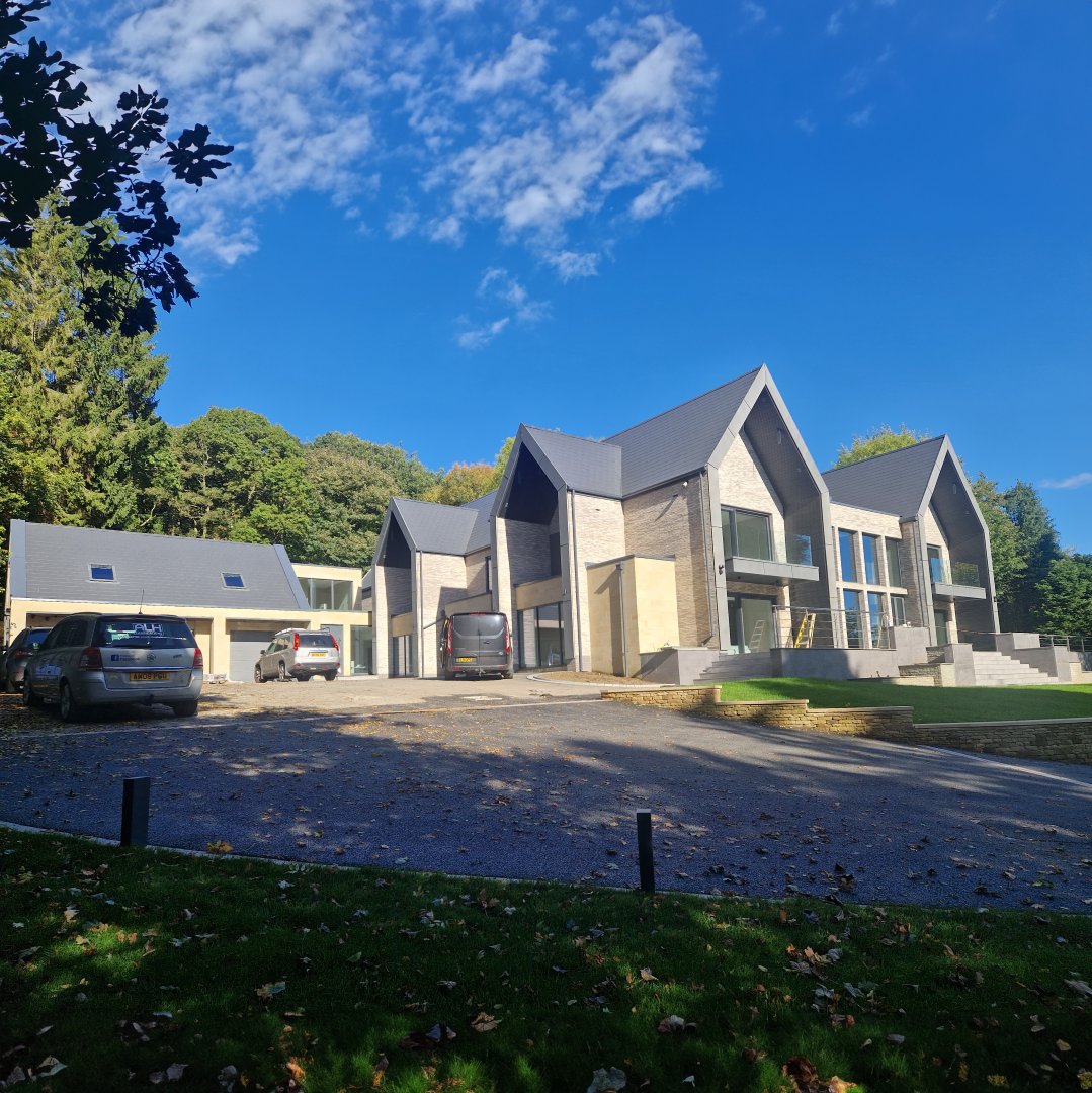 hallidayclark's tweet photo. Private Residence, Ilkley |
Design and development stages of one of our completed residential projects 🏡Concept Design - Proposed Elevations - CGI Representation - Completion
#architecture #yorkshirearchitects #designanddevelopment #concept #cgi #elevations #architecturaldesign https://t.co/QJyYC3VNdd
