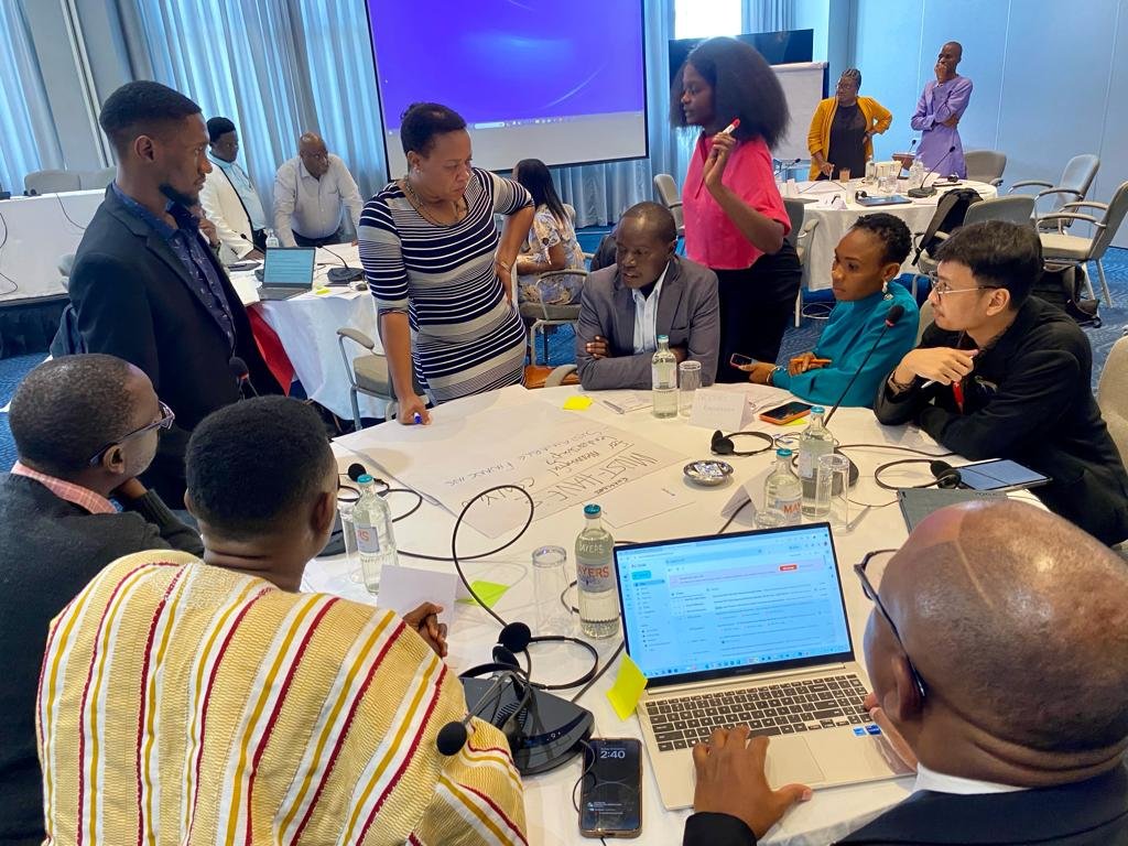 Mandy Mathias tweet media