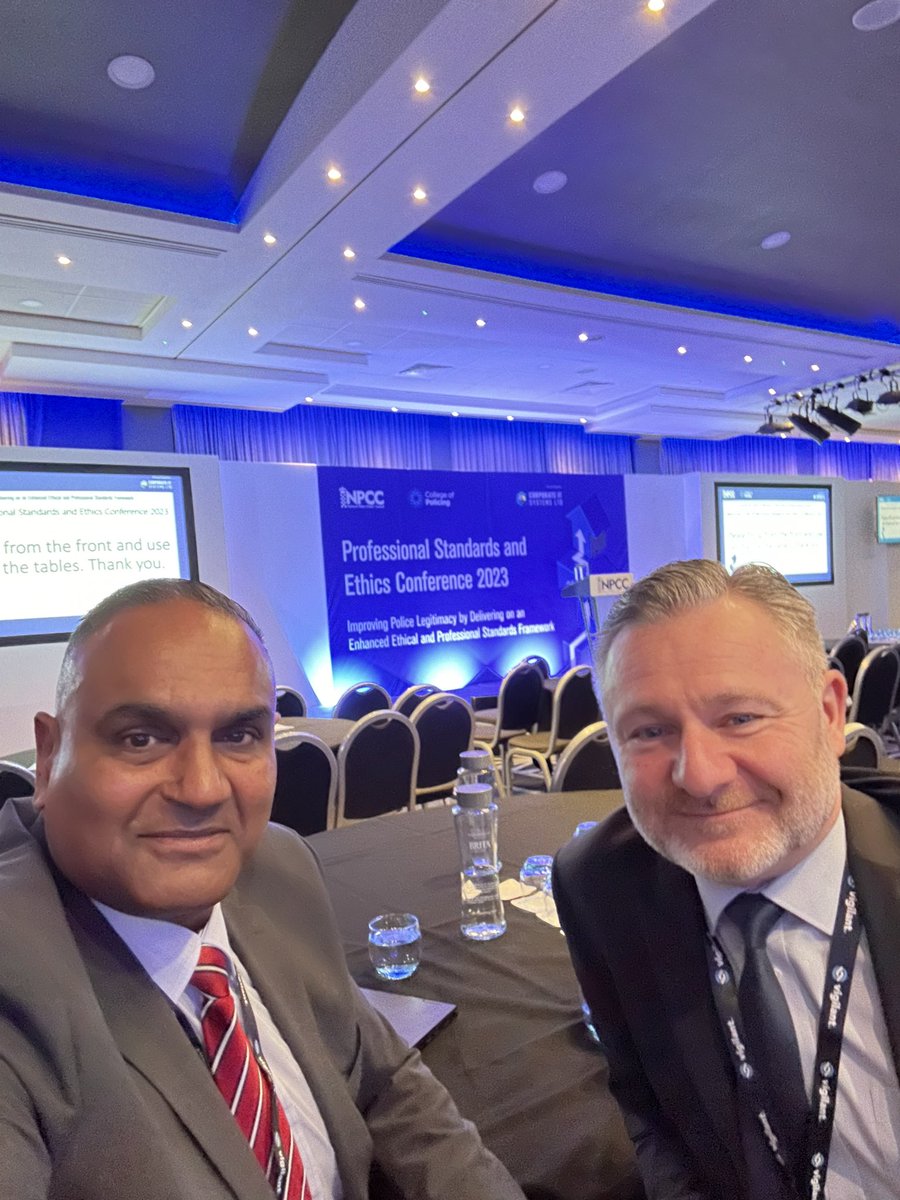 SKLimbachia's tweet photo. Early arrival at the @PoliceChiefs @CollegeofPolice Professional Standards & Ethics Conference 23. With a colleague from @HantsPCC - can't wait to get started ! #PSE23 https://t.co/Rn5OXq27e3