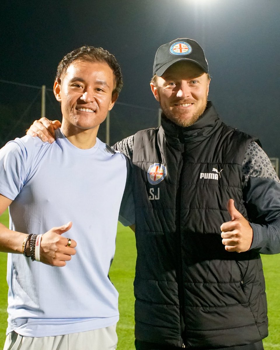 Melbourne City FC (@melbournecity) on Twitter photo Great to see former City player <a href="/tsubasa_endoh/">Tsubasa Endo</a> at training in Tokyo tonight as he continues his fight against Acute Leukemia.
We’re all with you, Tsuba 💪 Great to see former City player <a href="/tsubasa_endoh/">Tsubasa Endo</a> at training in Tokyo tonight as he continues his fight against Acute Leukemia.
We’re all with you, Tsuba 💪