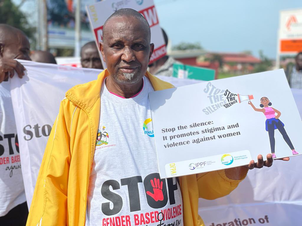 RHUganda's tweet photo. Violence thrives under isolation and in situations where violent behavior goes unchecked. Challenge violent and discriminatory behavior based on gender. 

We encourage communities to speak up, speak out, support, believe and stand with victims and survivors of domestic violence. 
#16DaysOfActivism #WeAreRHU
