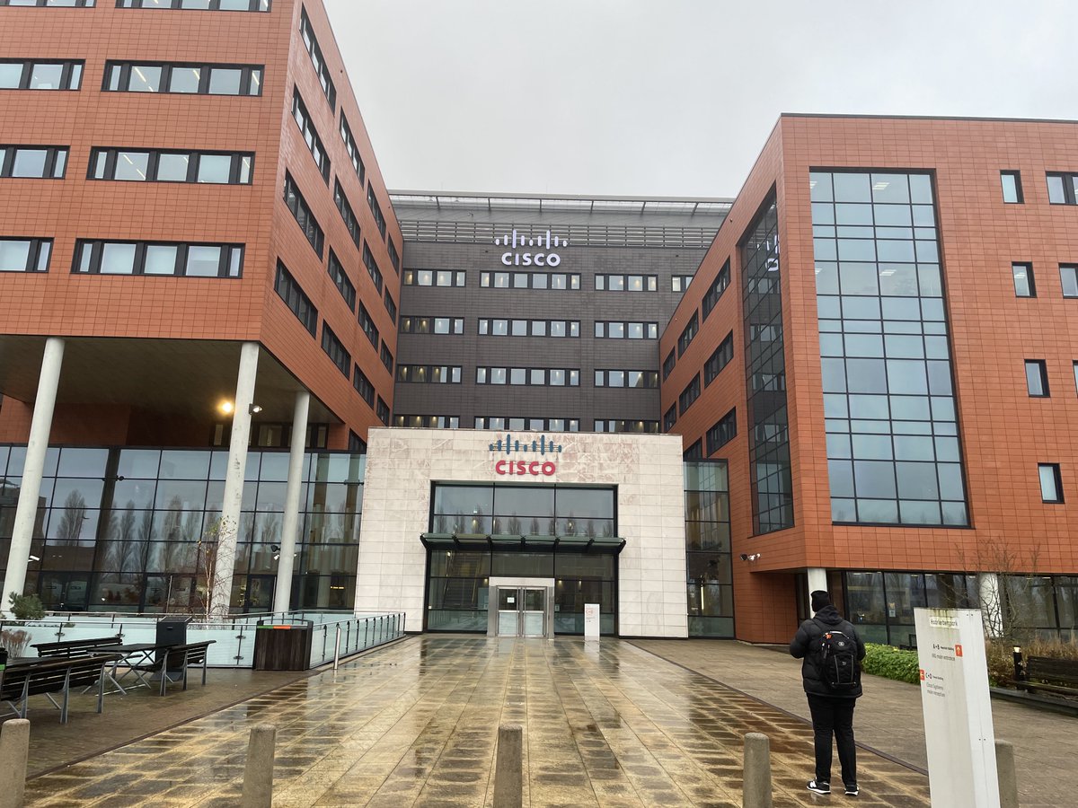 NetworkExpert_'s tweet photo. Za nami Cisco Security Partner VT!  W ubiegłym tygodniu Michał Zadruski zawitał na 3 dni do Amsterdamu, aby poznać strategie i nowości Cisco w zakresie produktów #security. Wydarzenie skupiło partnerów #Cisco z całego regionu EMEA, co pozwoliło na bezcenną wymianę doświadczeń. https://t.co/3eEn0bMJcY