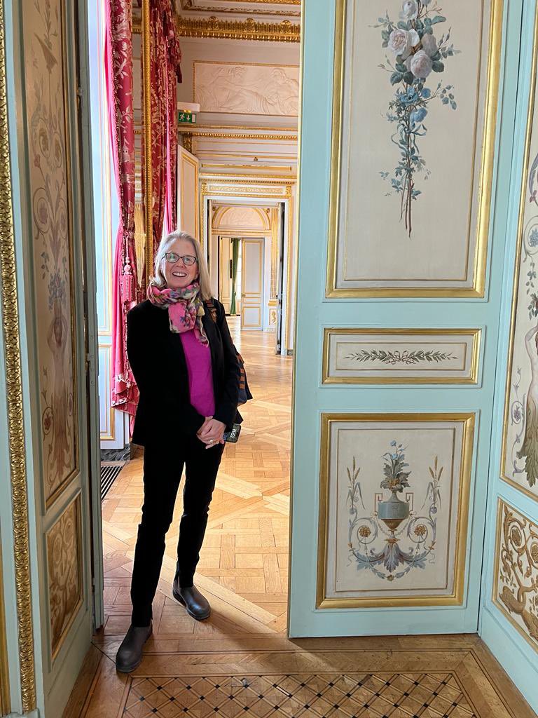 Debbie Weil 🎤 tweet media