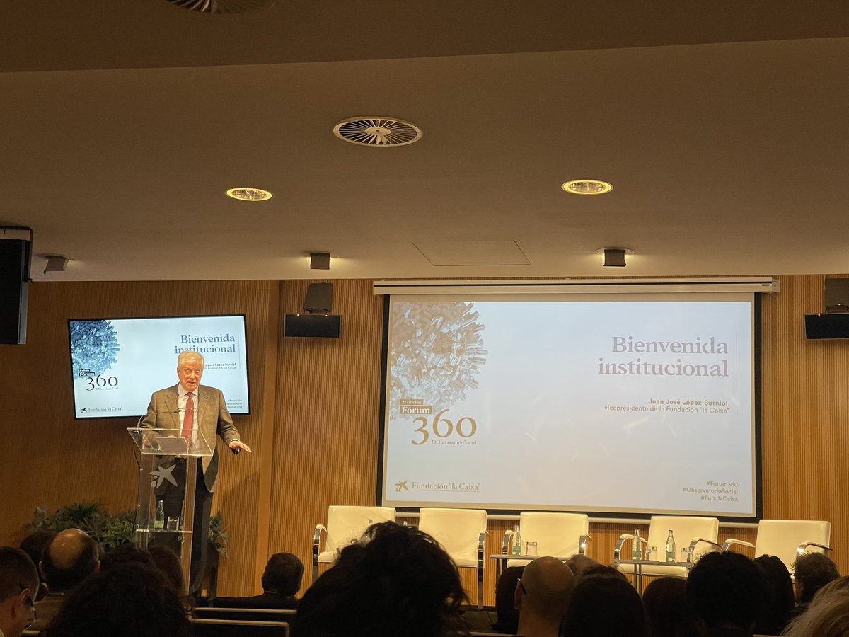 sarasg222's tweet photo. 2º Fórum 360 de ElObservarorioSocial LaCaixa, inaugurado por Juan Luis López-Burniol y @delPinoE en Barcelona #Forum360 #ObservarorioSocial #FundiaCaixs https://t.co/PDivefwxgH