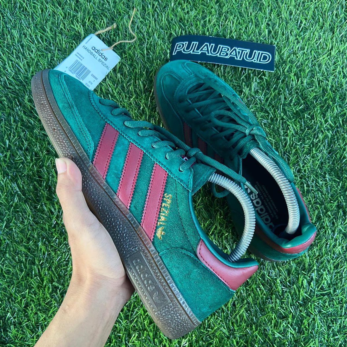 PinastikaAnnisa's tweet photo. titip mas tito. 🙏🏻
BU!!! forsale adidas spezial size 40 2/3. minat wa mawon 088233020875. https://t.co/Ogrt5kscEv