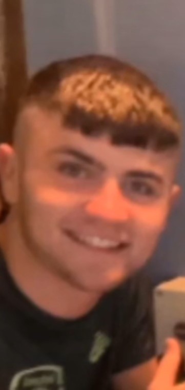 Gardaí are seeking the public's assistance in tracing the whereabouts of 17-year-old Peter Burke, who was last seen in Tralee, Co Kerry on Friday, 17 November.