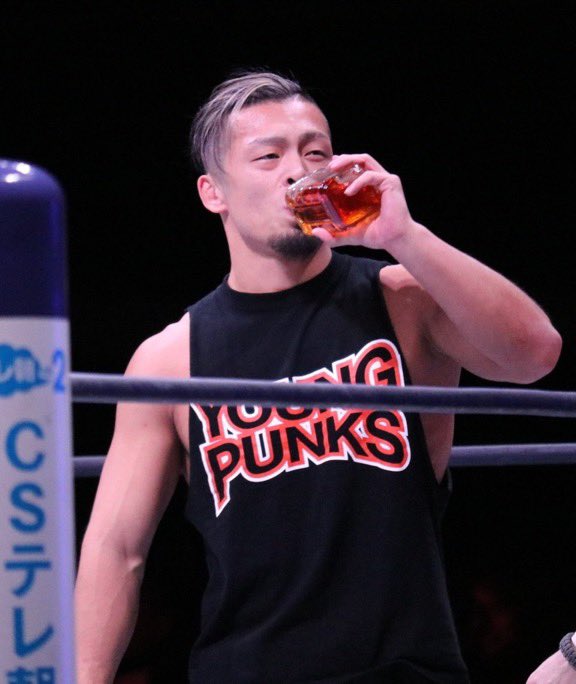 藤田晃生選手 アクリルスタンド 1.22後楽園大会から発売！藤田晃生、H.O.T、ライオンマークの