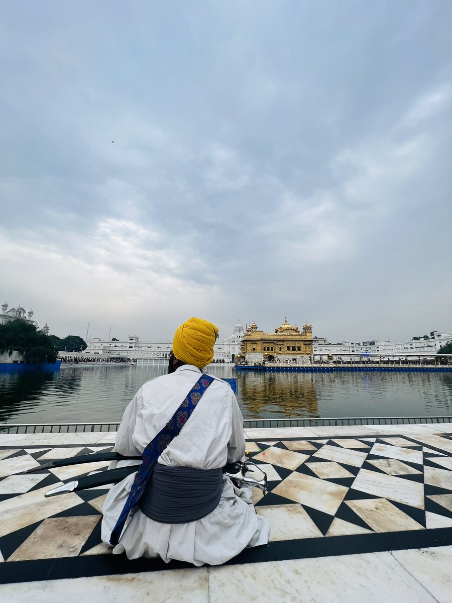 MankanwalC's tweet photo. Happy Gurpurab! https://t.co/nOKYVTFKag