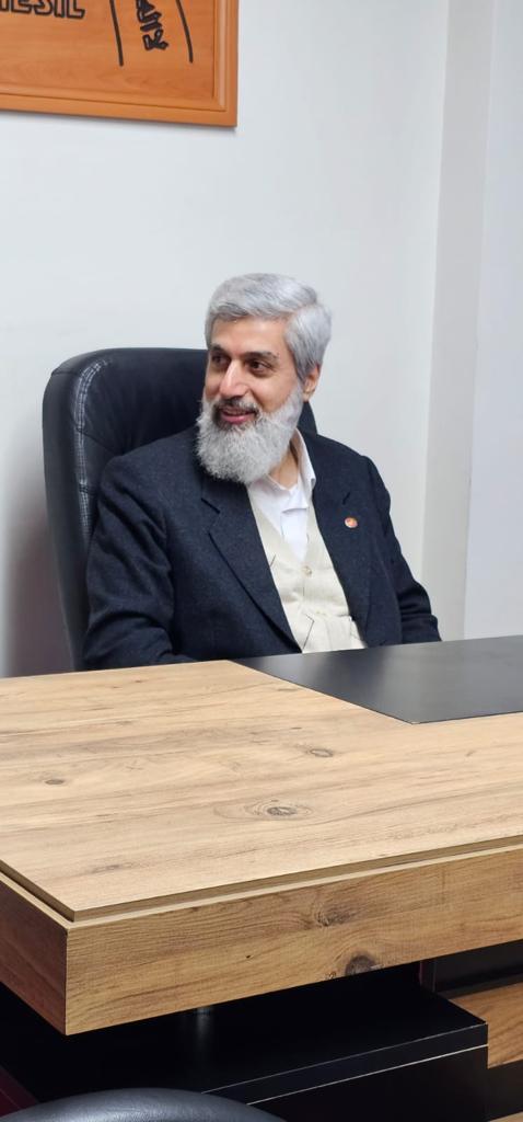 furkanhistanbul's tweet photo. Alparslan Kuytul Hocaefendi Esenyurt'ta katılacağı açılış programı öncesinde Cebeci' de talebeleriyle buluştu.
#Pazartesi 
#FurkanHareketi https://t.co/rEcH12SrK1
