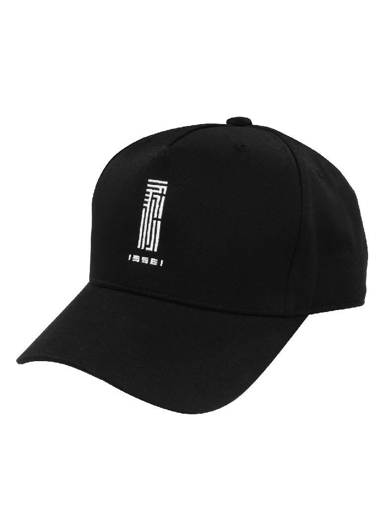 issei71499638's tweet photo. 【一誠壱乃日】
ISSEI OFFICIAL WEB SHOPにて12月1日12時頃～販売開始!!

■isseiロゴ オールキャップ
isseiロゴの刺繡が入ったフリーサイズキャップ。

詳細は下記リンクよりご覧ください。
https://t.co/7Mdaedlau9

#一誠壱乃日 #issei #赤松健 #キャップ https://t.co/jv92rFgsnq