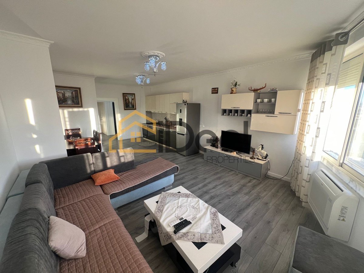 berohiti's tweet photo. 🔥 Shitet Apartament 3+1 në Rus, Shkodër!🔥

📐 Sip.: 136m2
🔷 Organizimi: 3 dhoma gjumi + sallon + kuzhinë + 2 wc
✅ Hipotekë

Apartamenti ndodhet në kat të 8. Apartamenti ka ashensor.

💶 Çmimi: 140.400€

👨‍💼 Kontakto: Kevin Berohiti
📞 Numer: +355674087114 https://t.co/pjJ4EmIVeQ