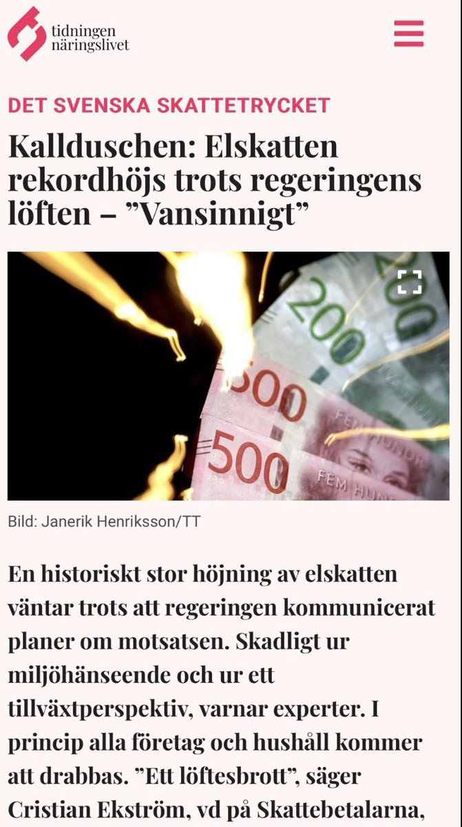 ozznujen's tweet photo. Blåbrun populism i två bilder. 
1. Det blåbruna regeringsalternativet innan valet 
2. #blåbrun #regering idag efter valet… 

Du som röstade på dem, hur känns det idag? 

Det här gäller ju inte bara elen, utan även höga matpriser, inflationen mm
#svpol #ekonomi #el #elskatt https://t.co/s0wIPdI4Nq