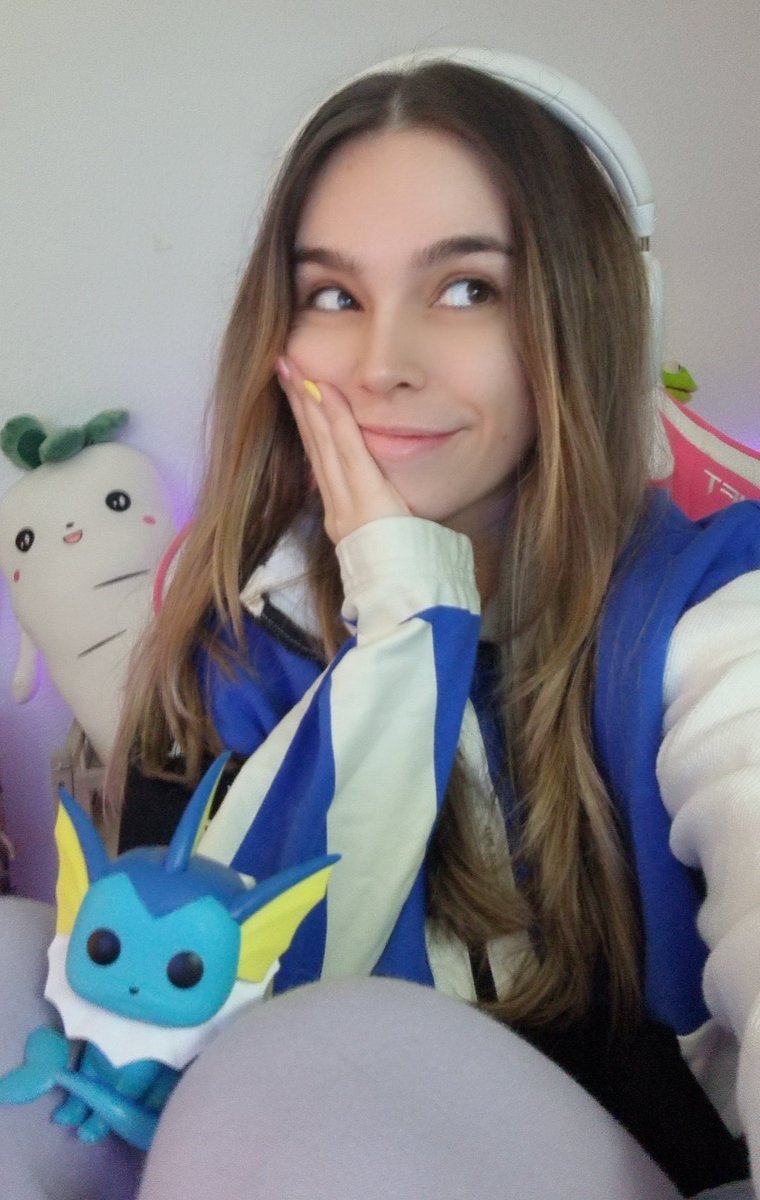 SugusSusana on X: Hemos decidido que los pokemons van a tener nombre de  pitos y de tetas, empezamos ya de ya AAAAAAAAAAAAA  X